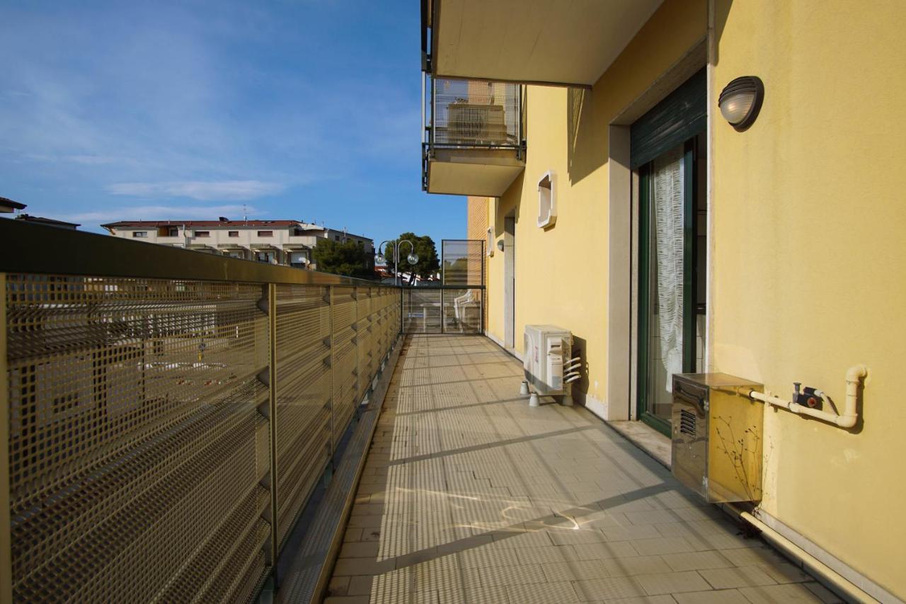 Apartment Quito Piazza Mazzini 150m Dal Mare E Vicino Pista Azzurra *